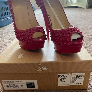 Lady Peep Spikes Red